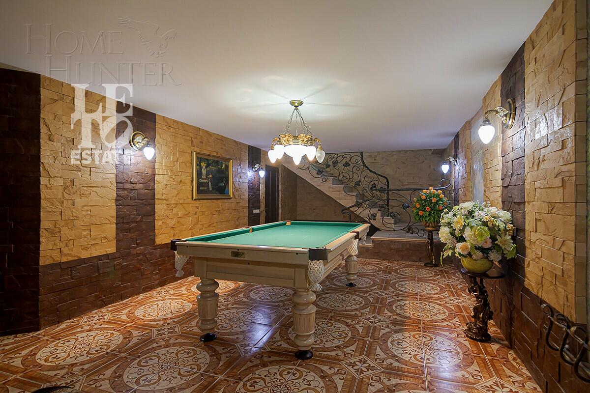 2-этажный коттедж 550 м² с отделкой