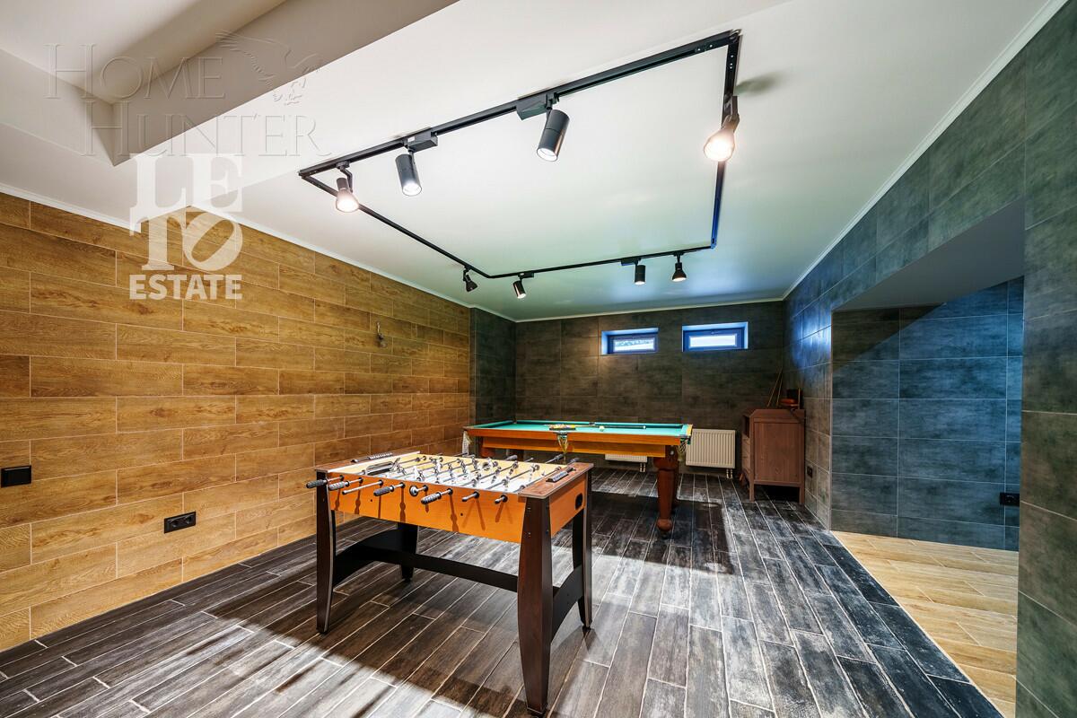 2-этажный коттедж 585 м² с отделкой