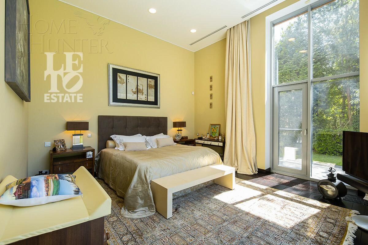 1-этажный коттедж 650 м² с отделкой