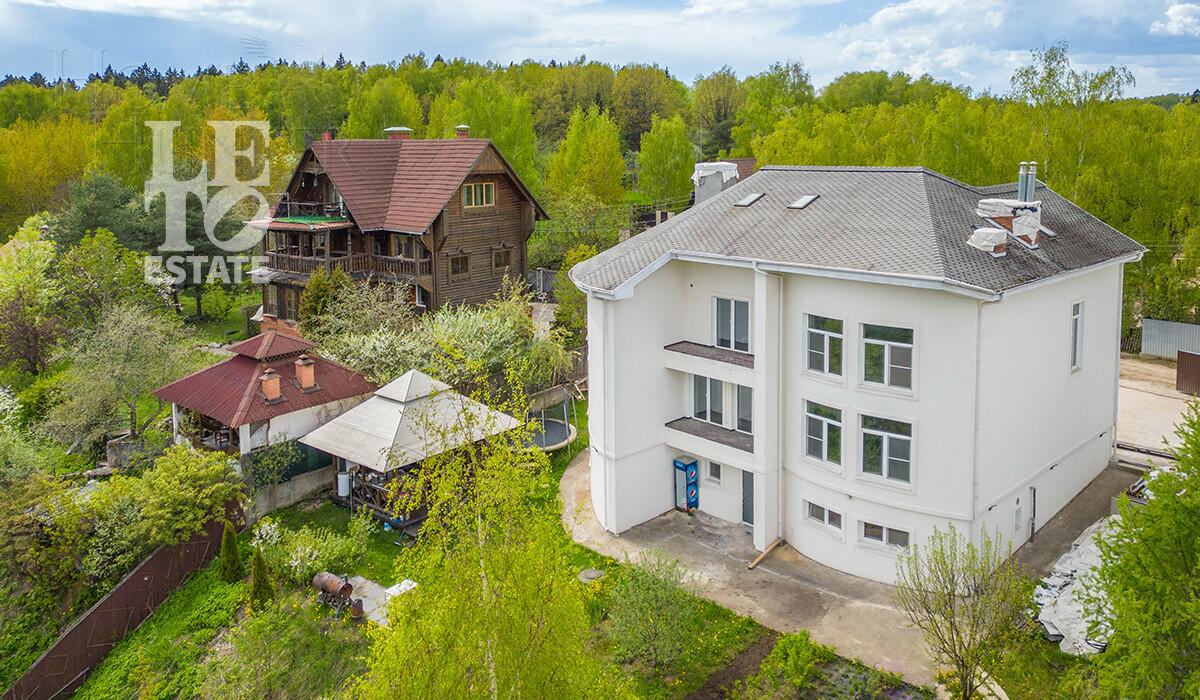 2-этажный коттедж 680 м² без отделки