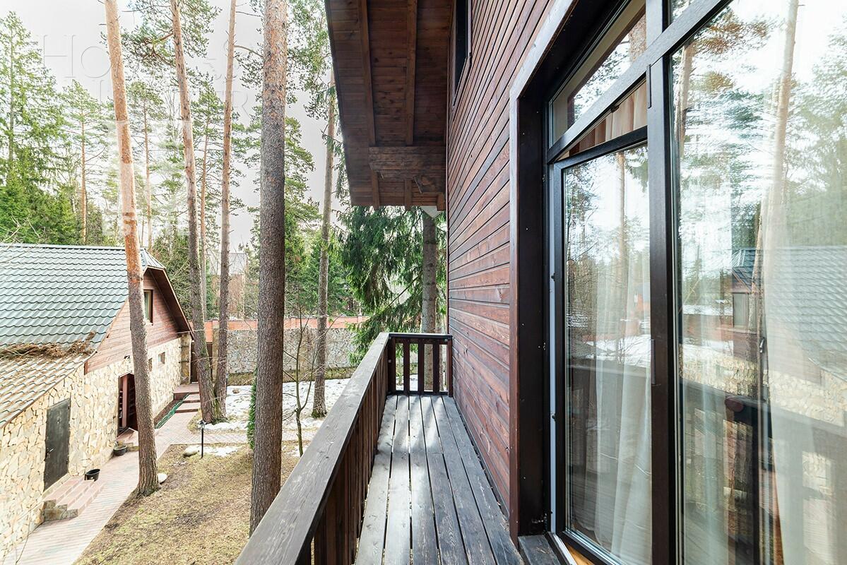 3-этажный коттедж 490 м² с отделкой