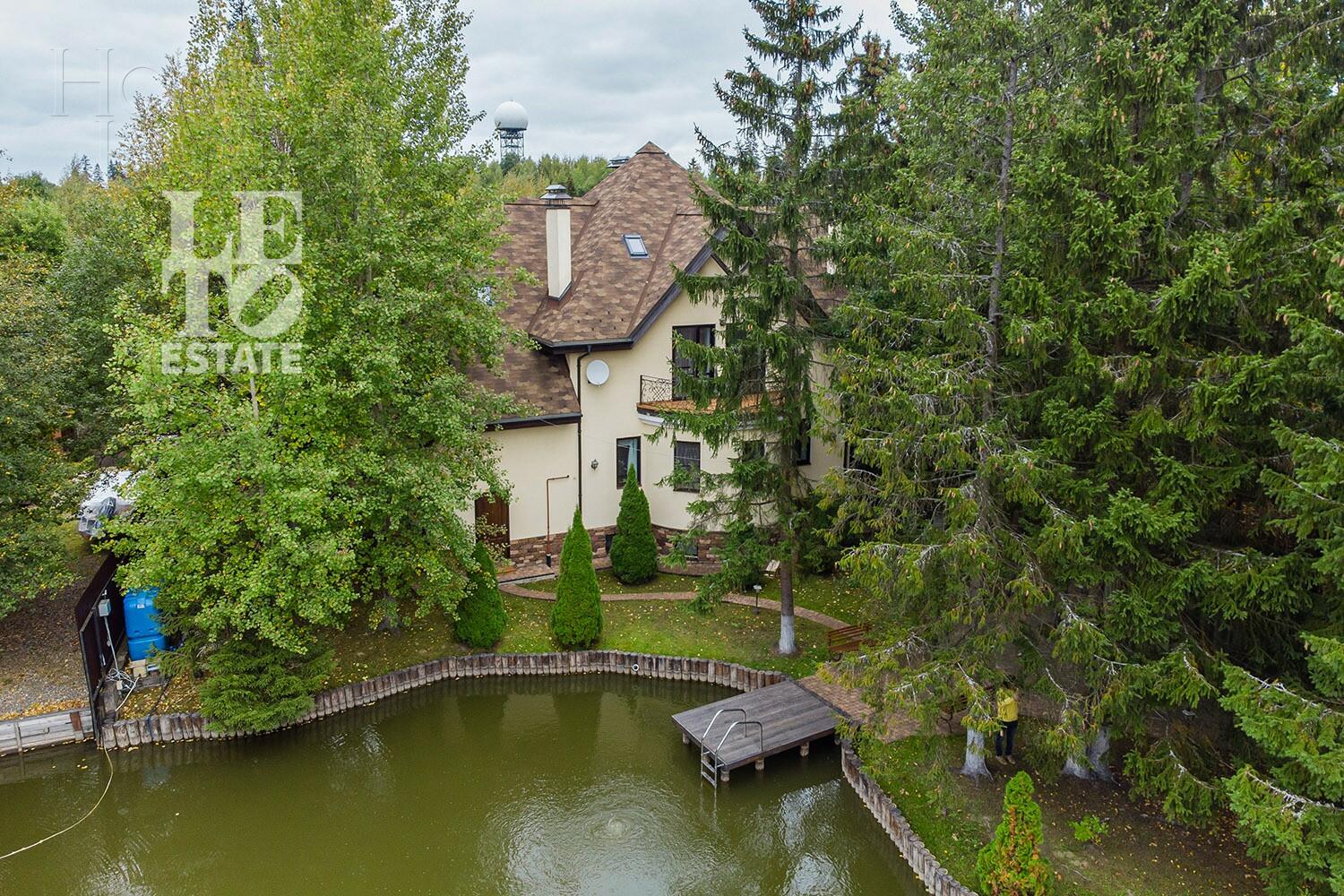 2-этажный коттедж 650 м² с отделкой