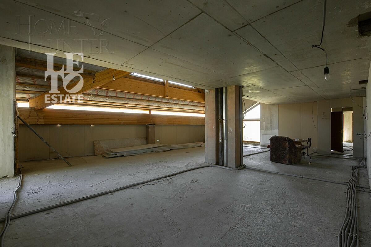 2-этажный коттедж 962.1 м² без отделки