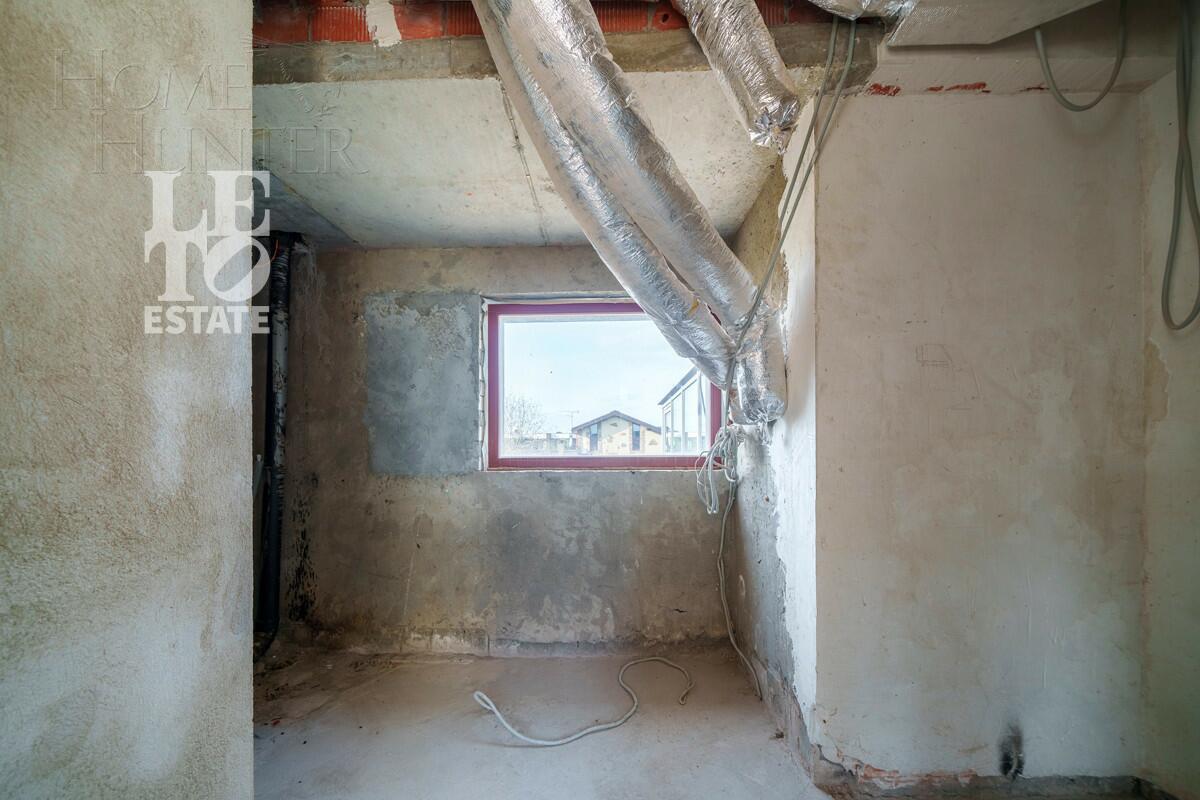 2-этажный коттедж 568.2 м² без отделки