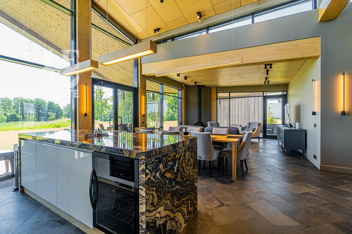 1-этажный коттедж 174 м² с отделкой