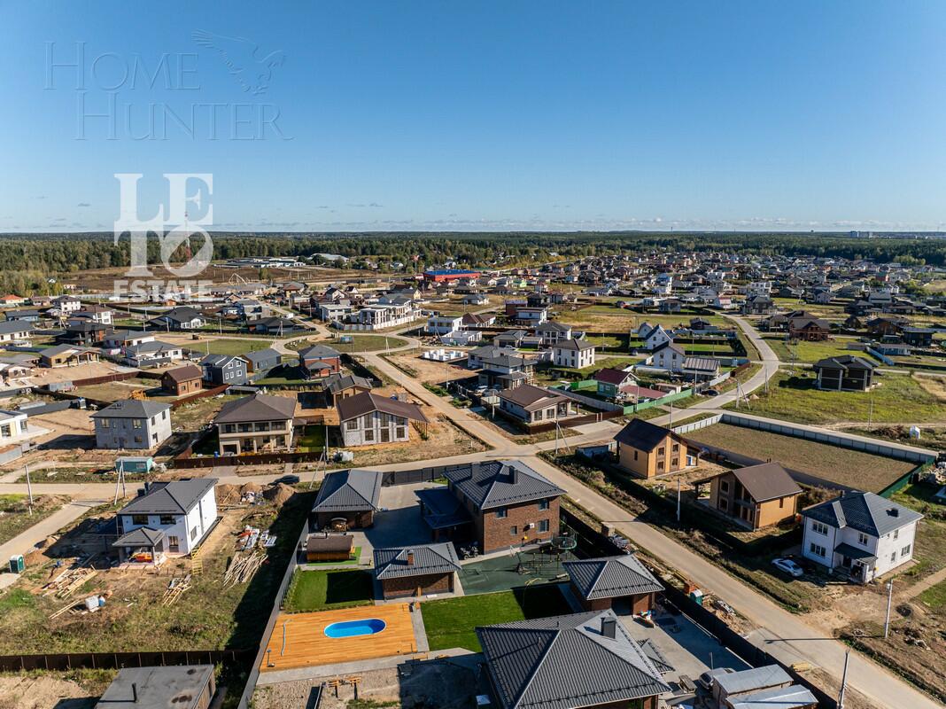 2-этажный коттедж 400 м² с отделкой