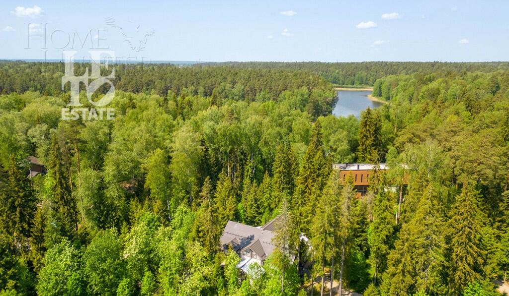 2-этажный коттедж 400 м² с отделкой