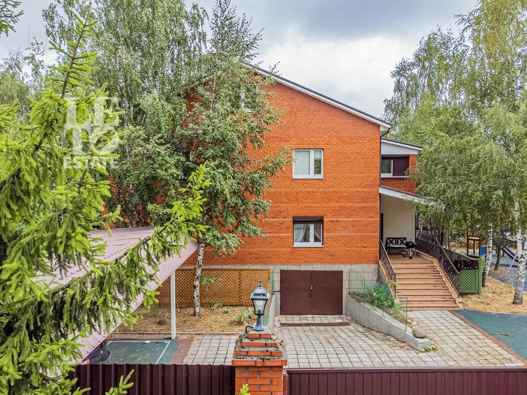 2-этажный коттедж 412.6 м² с отделкой