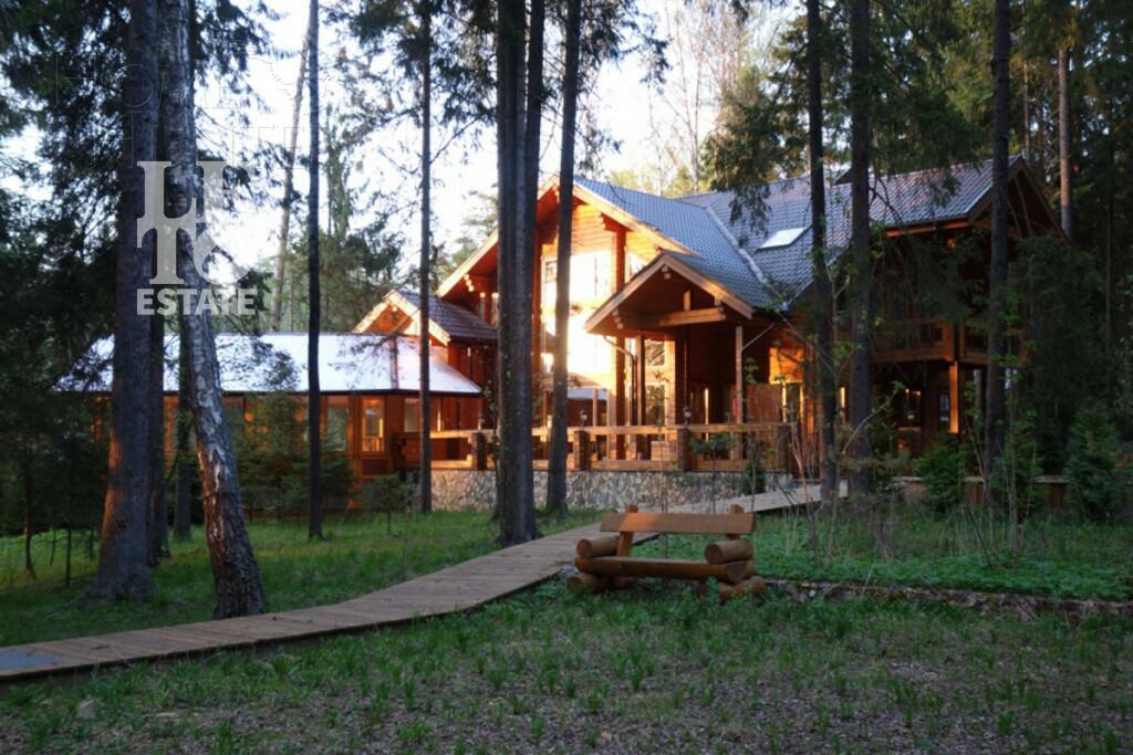 2-этажный коттедж 500 м² с отделкой