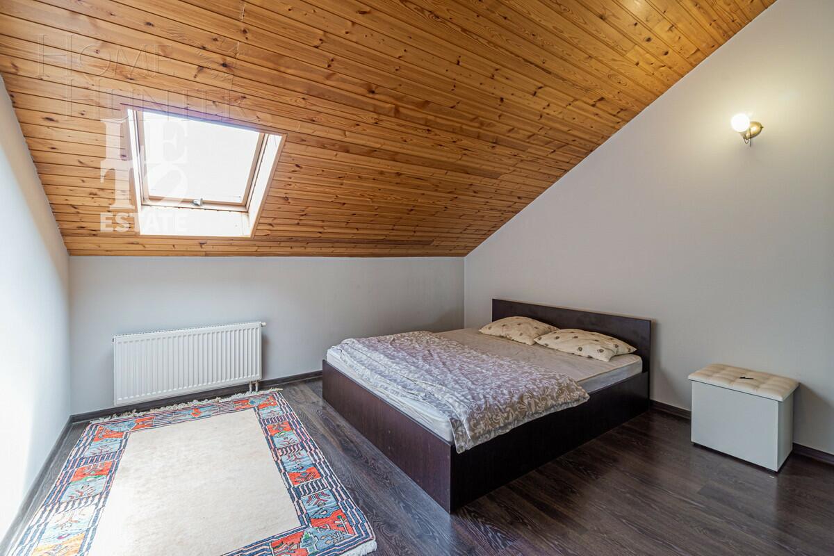 2-этажный коттедж 1 080 м² с отделкой