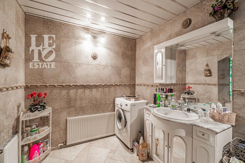 3-этажный коттедж 150 м² с отделкой