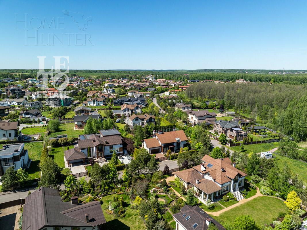 2-этажный коттедж 568.2 м² без отделки