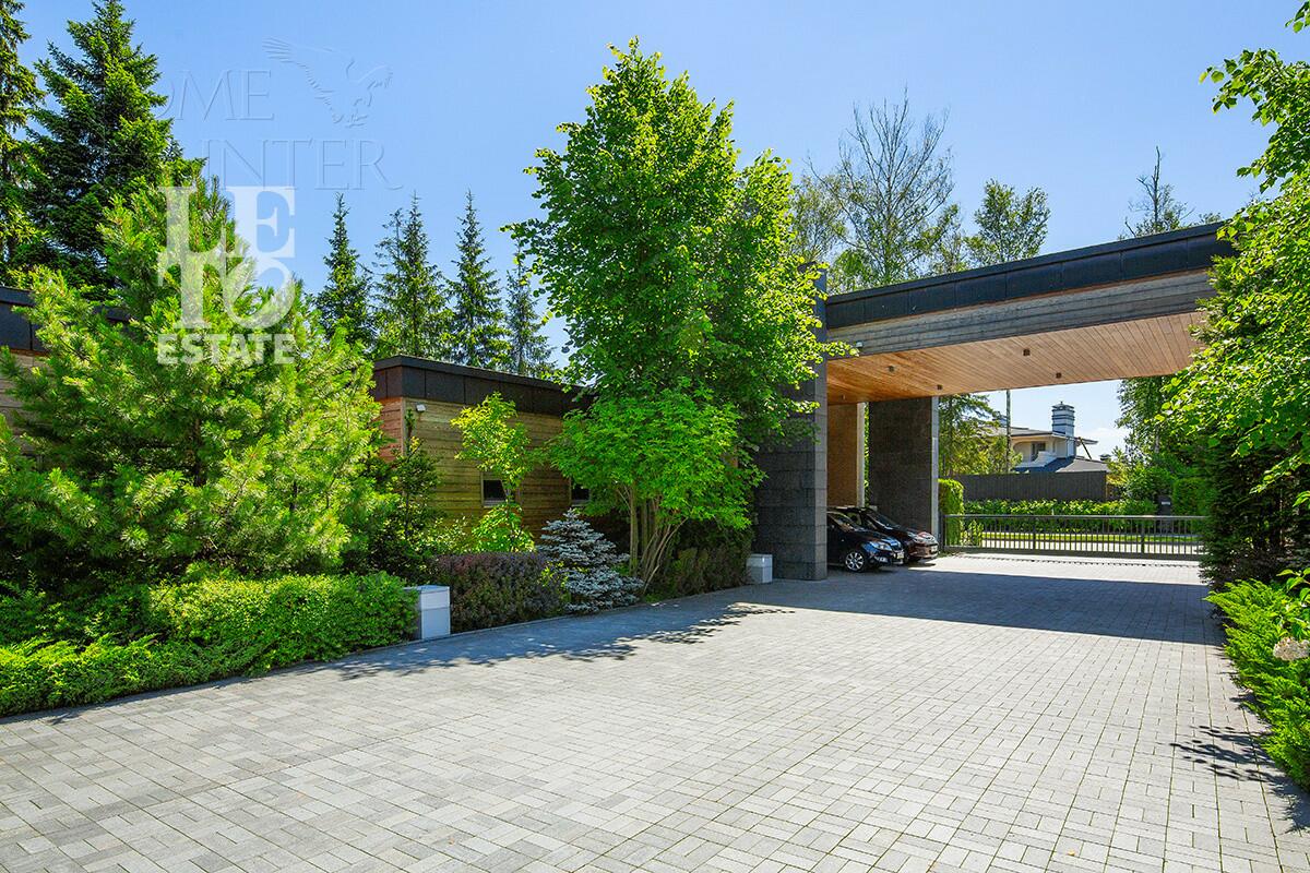 1-этажный коттедж 650 м² с отделкой