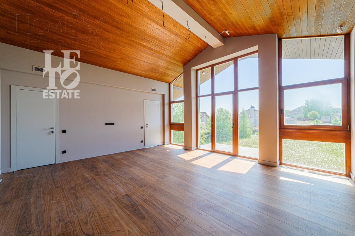 2-этажный коттедж 294 м² с отделкой