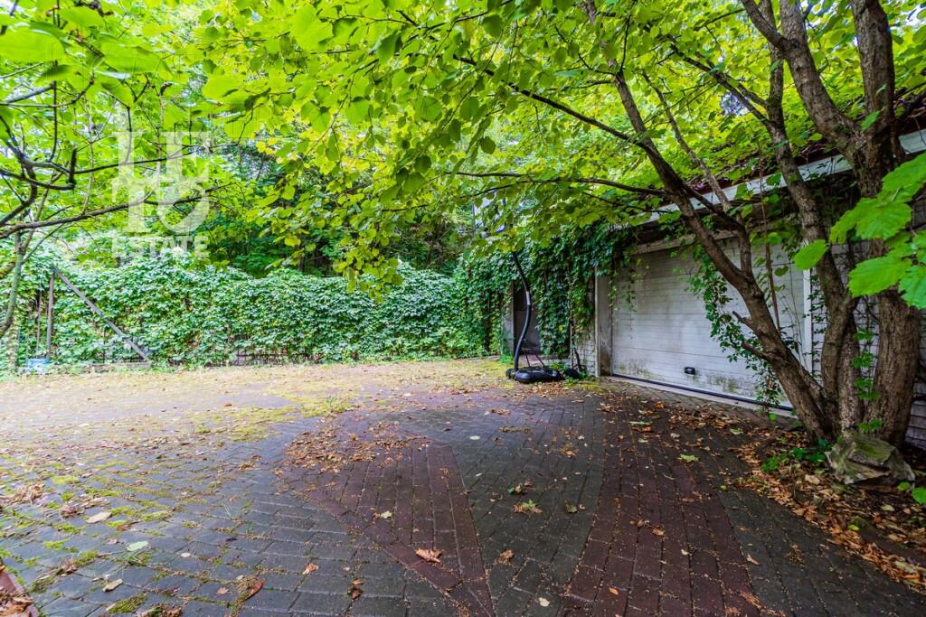 3-этажный коттедж 150 м² с отделкой