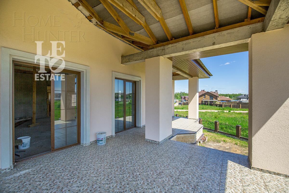 2-этажный коттедж 303 м² без отделки