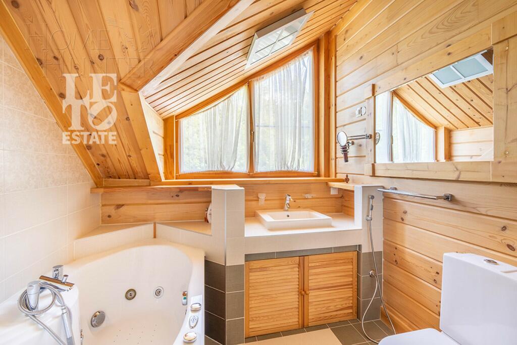 2-этажный коттедж 400 м² с отделкой