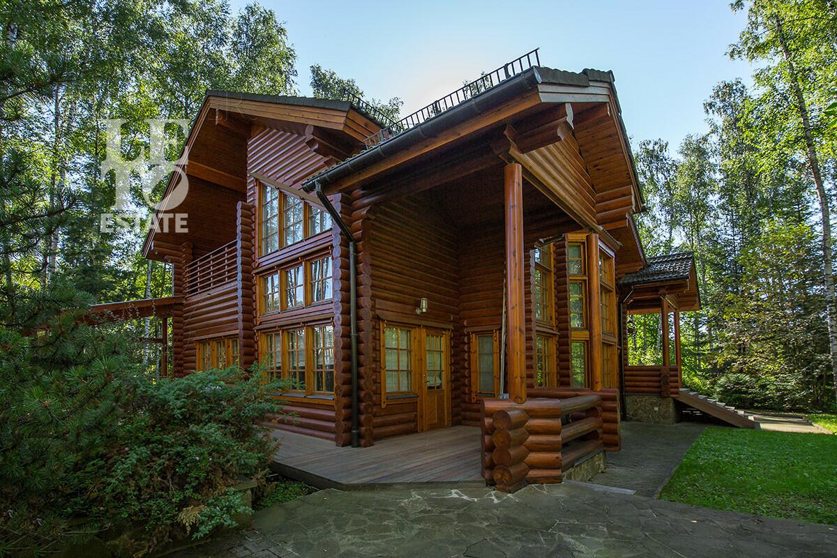 2-этажный коттедж 309 м² с отделкой