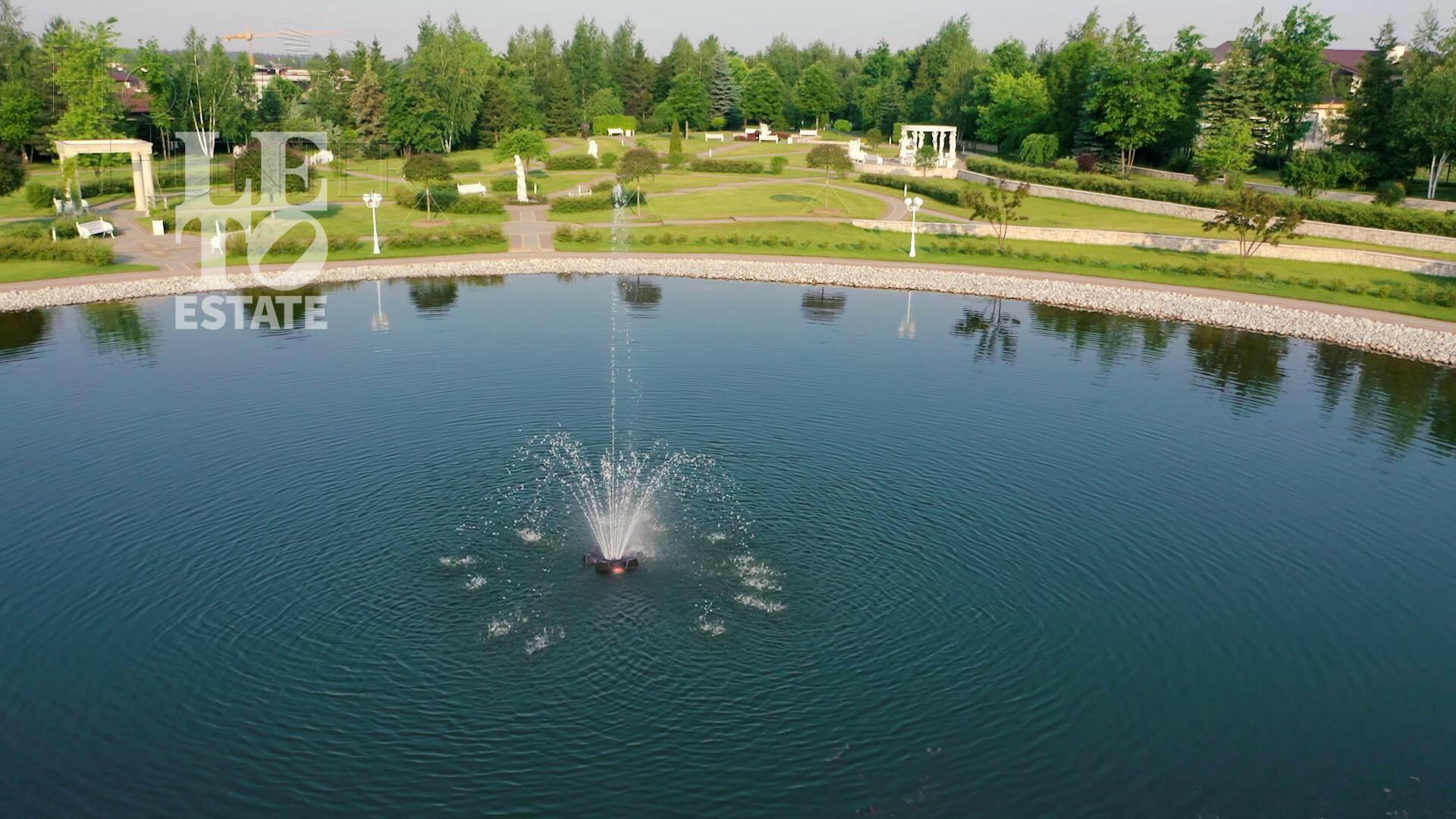 2-этажный коттедж 315.6 м² без отделки