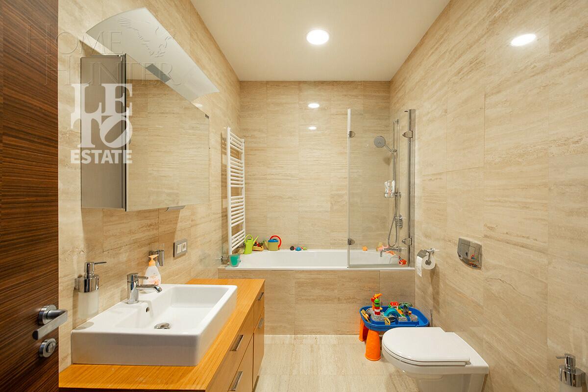 1-этажный коттедж 650 м² с отделкой