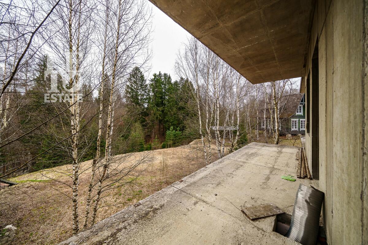 3-этажный коттедж 2 270 м² без отделки