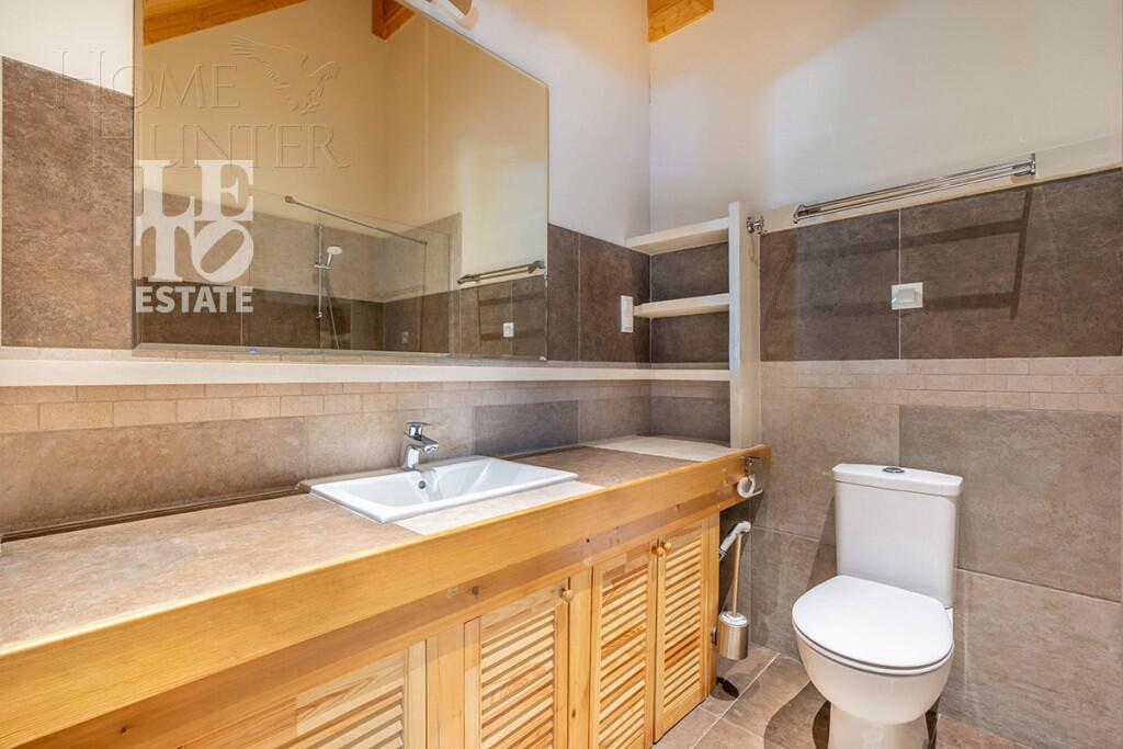 2-этажный коттедж 400 м² с отделкой