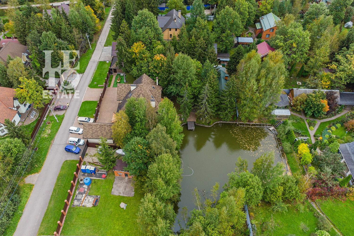 2-этажный коттедж 650 м² с отделкой