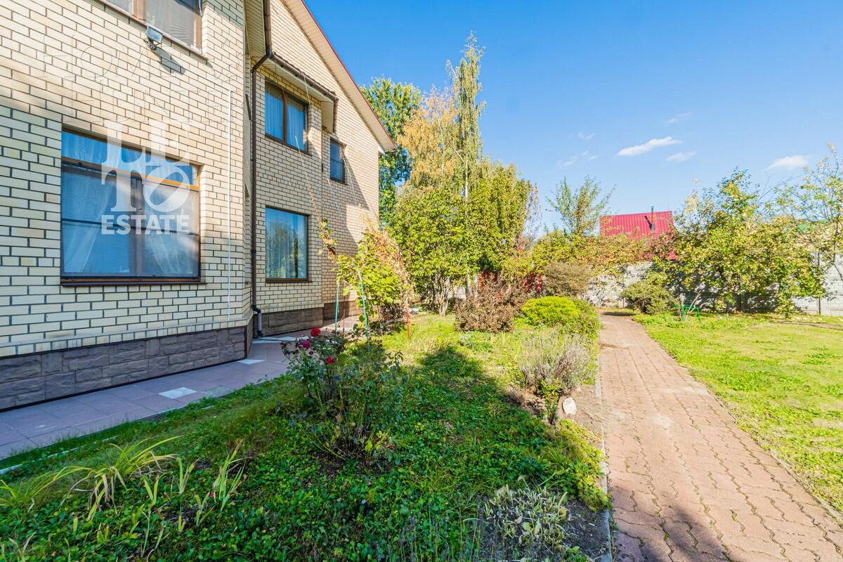 3-этажный коттедж 426 м² с отделкой