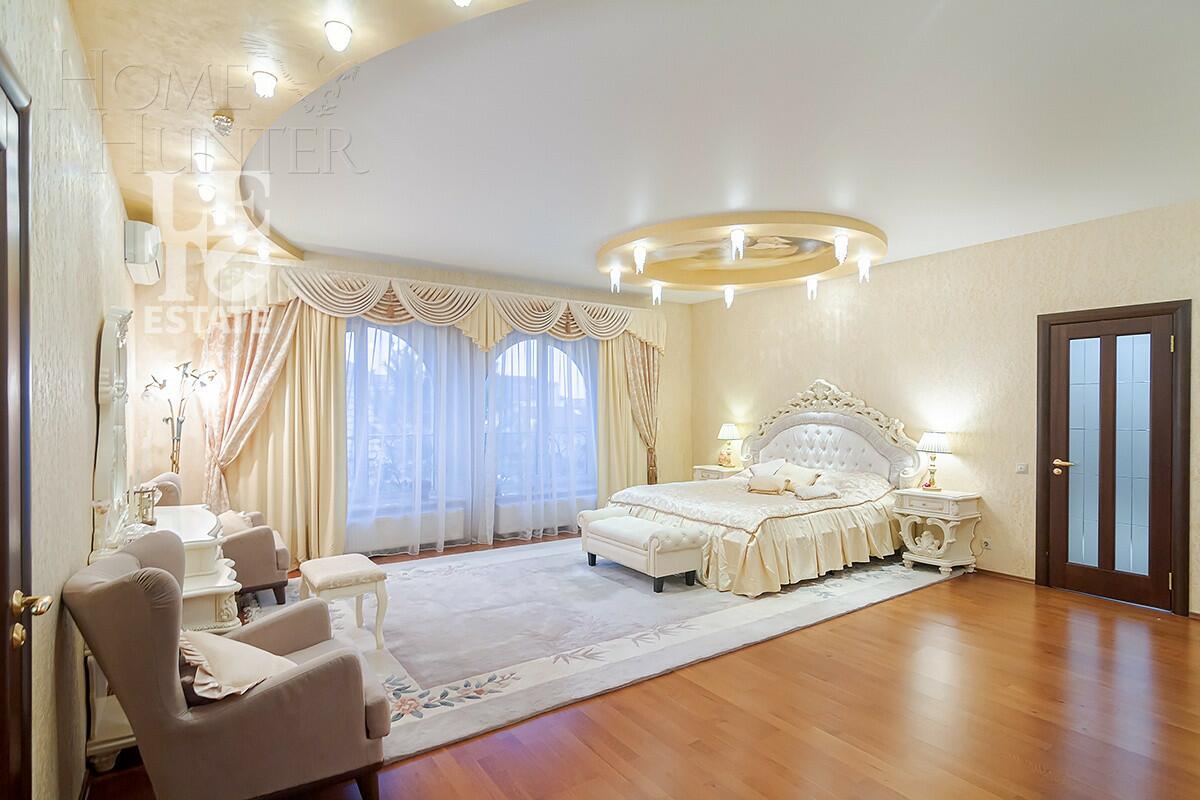 2-этажный коттедж 550 м² с отделкой