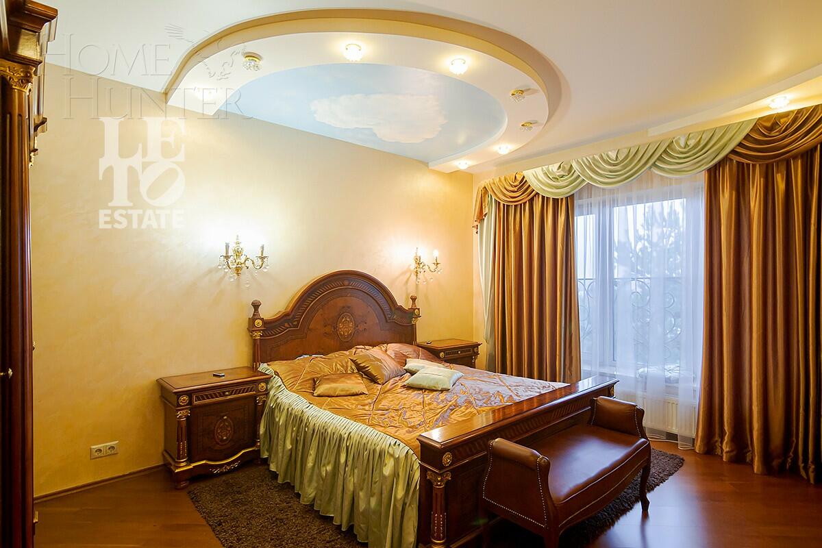 2-этажный коттедж 550 м² с отделкой