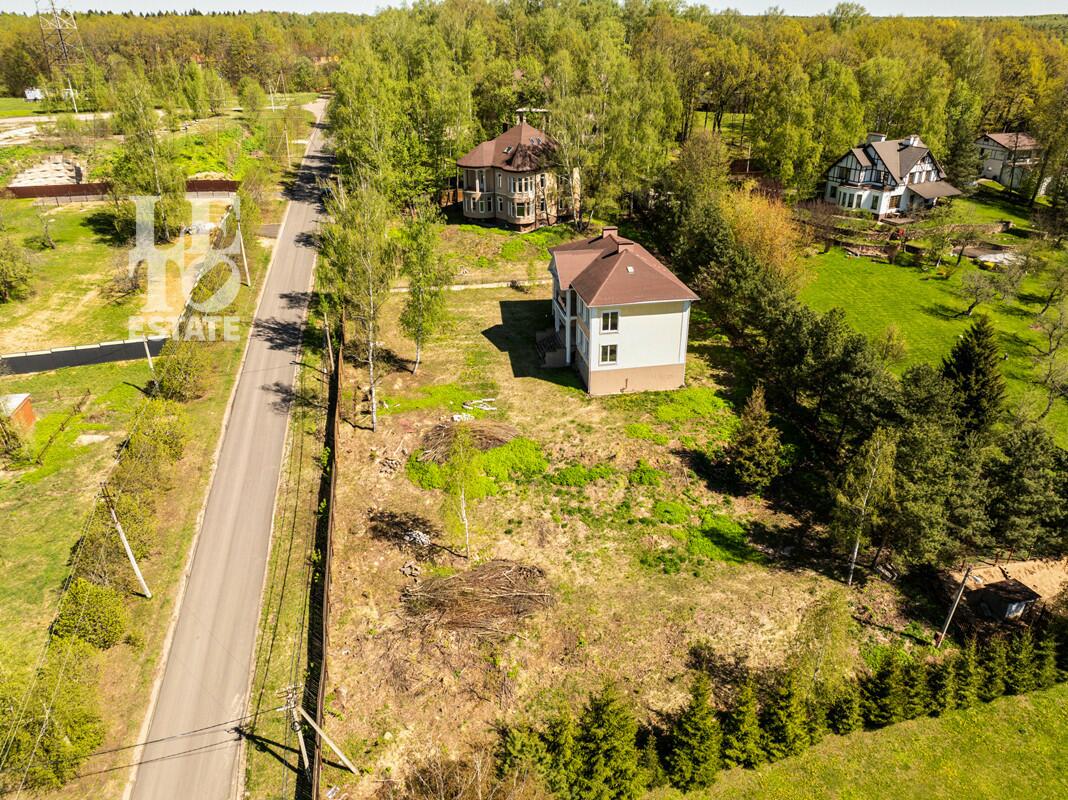 2-этажный коттедж 500 м² без отделки