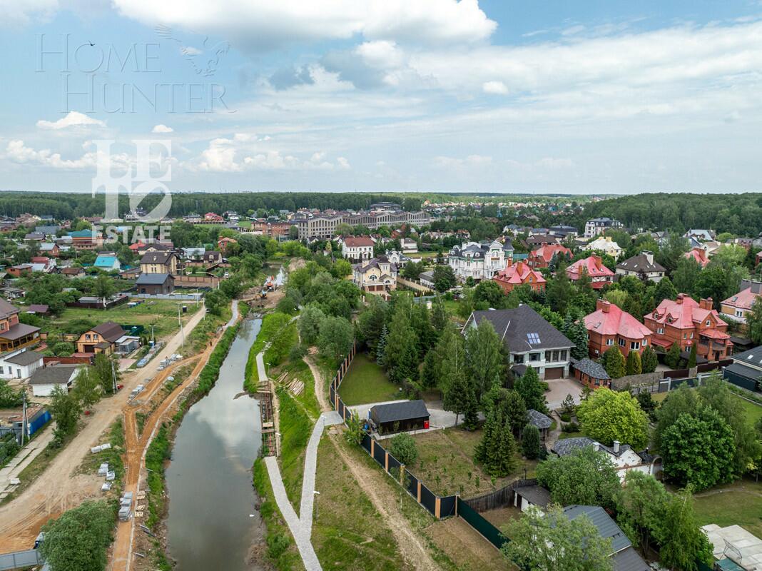 2-этажный коттедж 406.4 м² без отделки