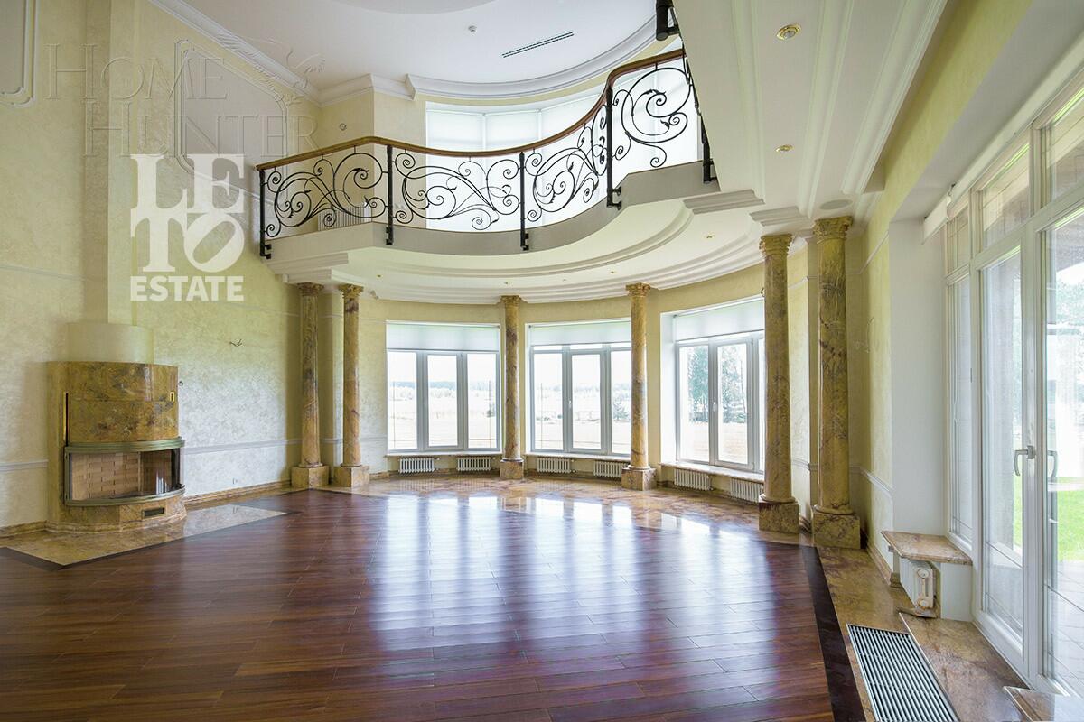 3-этажный коттедж 1 500 м² с отделкой