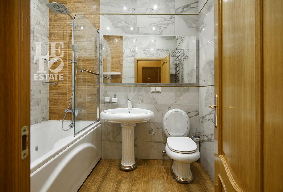 3-этажный коттедж 406 м² с отделкой