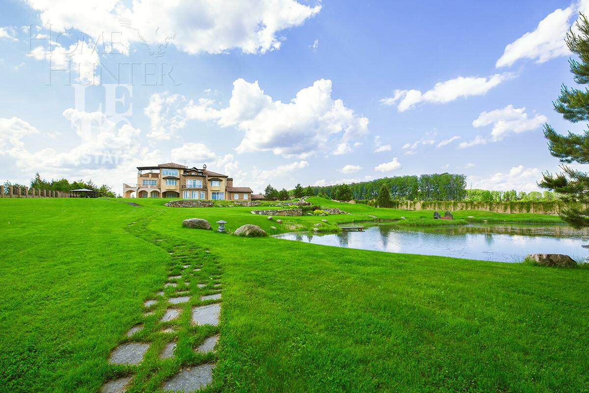 3-этажный коттедж 1 500 м² с отделкой