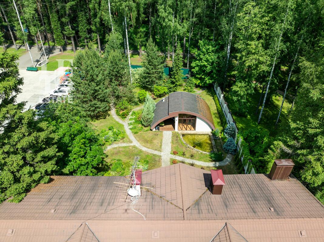 3-этажный коттедж 640 м² с отделкой