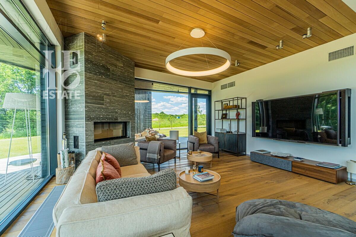 1-этажный коттедж 350 м² с отделкой