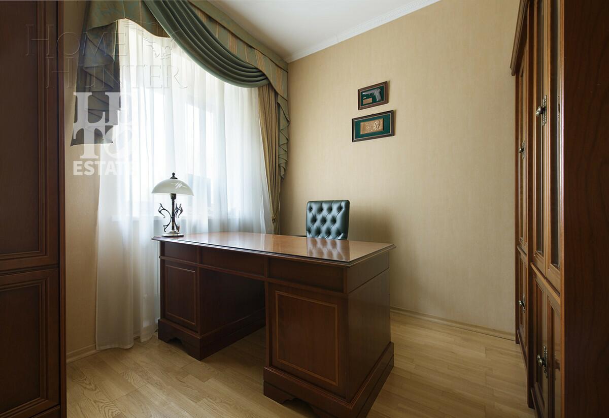 3-этажный коттедж 406 м² с отделкой