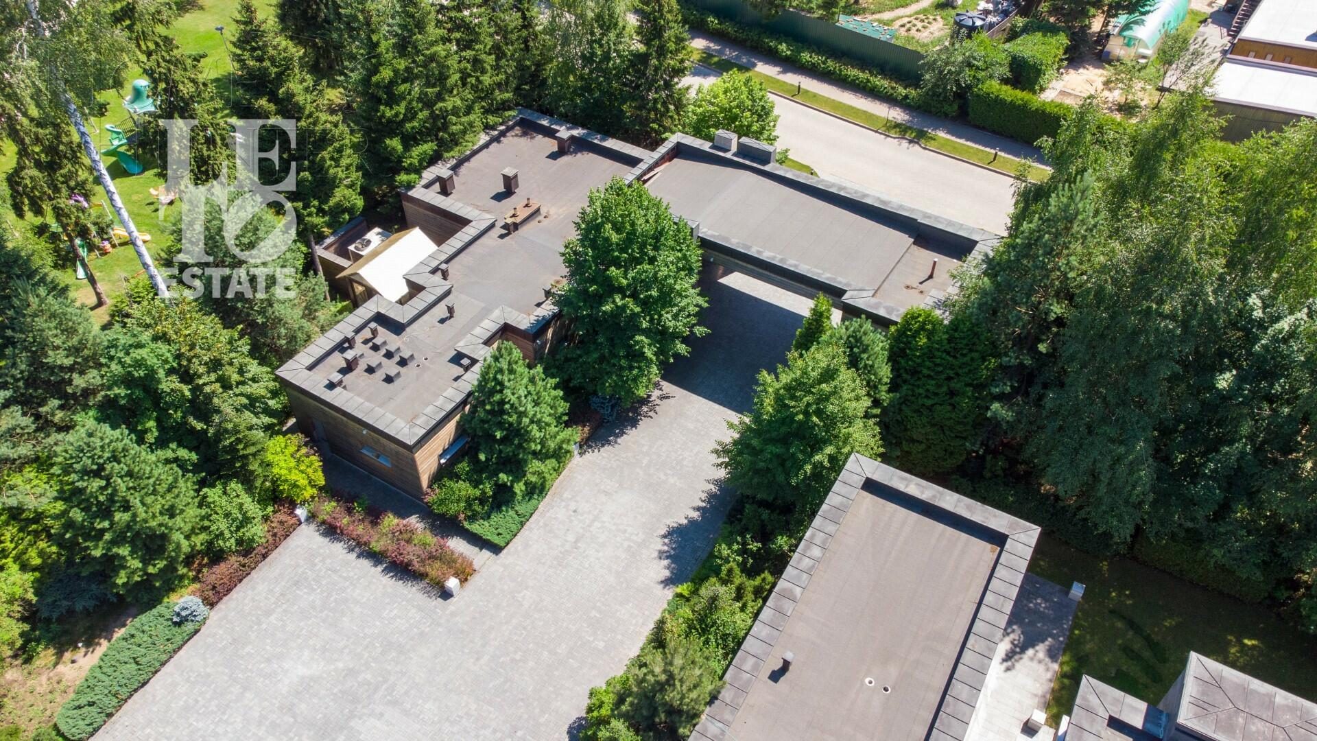 1-этажный коттедж 650 м² с отделкой