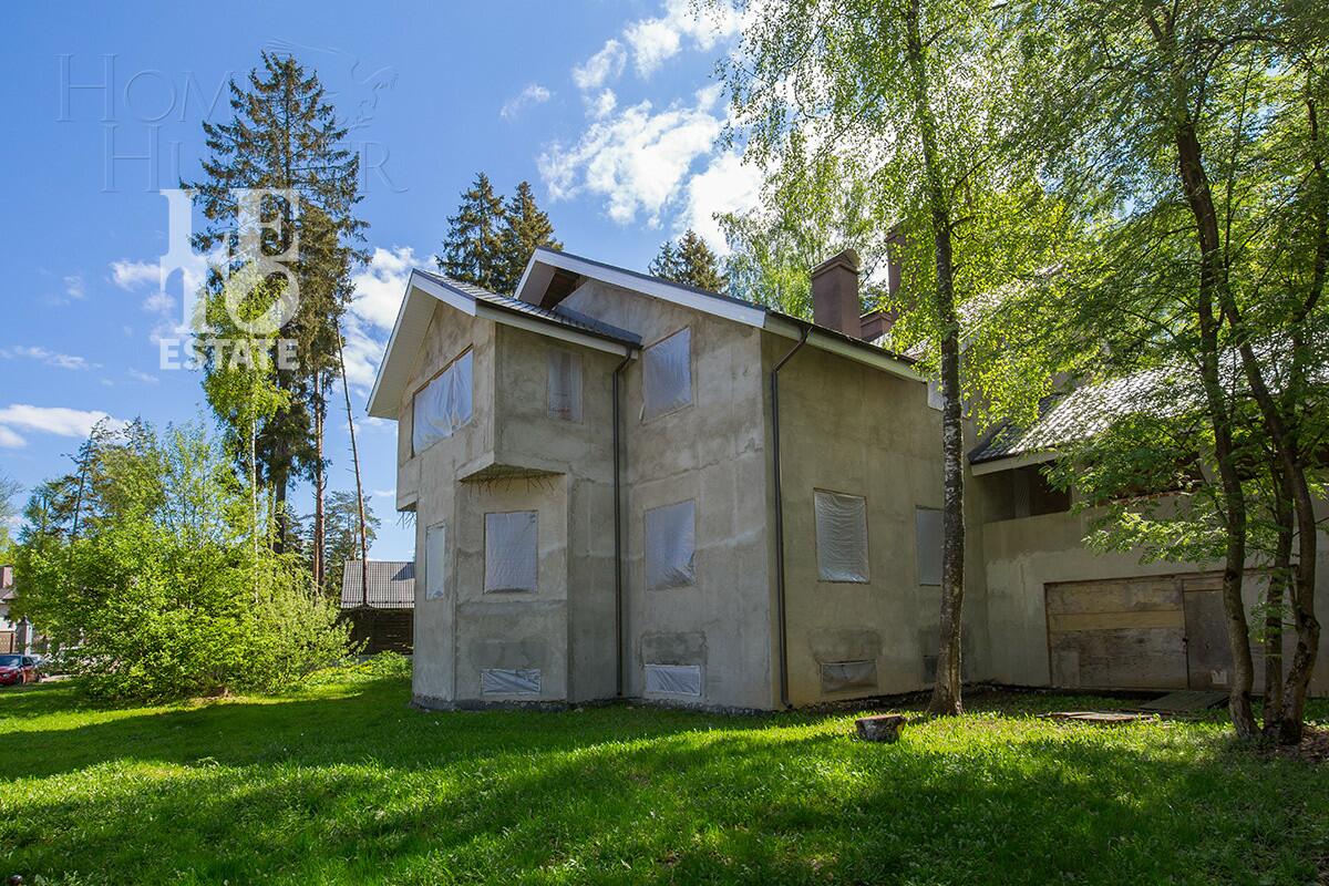 2-этажный коттедж 650 м² без отделки