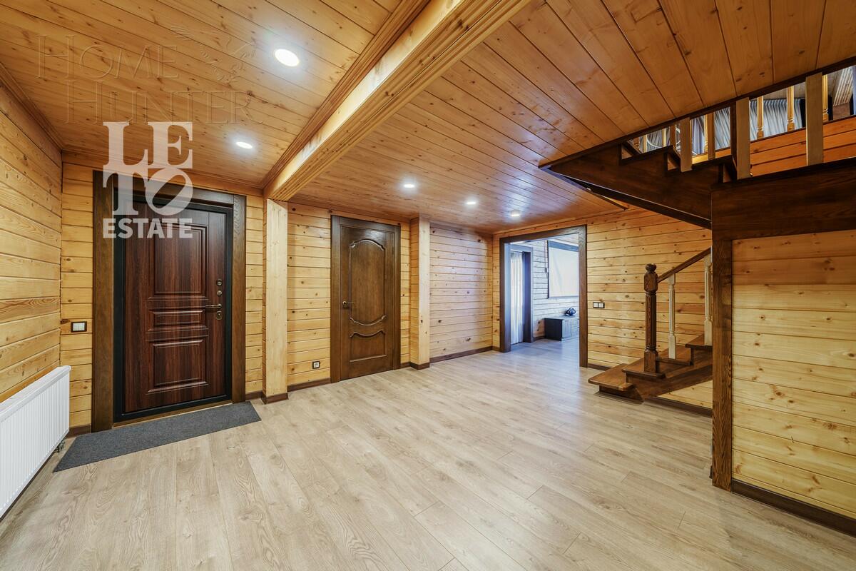 2-этажный коттедж 400 м² с отделкой