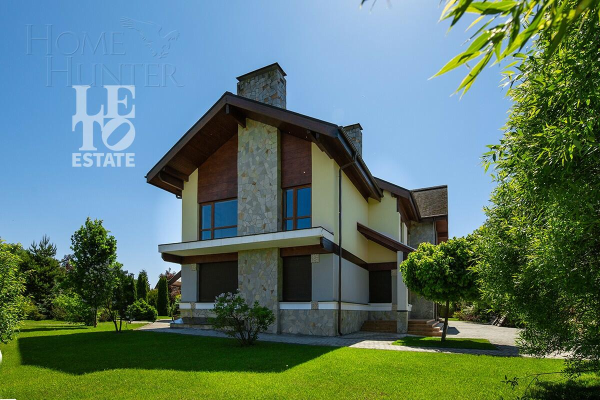 2-этажный коттедж 962.1 м² без отделки