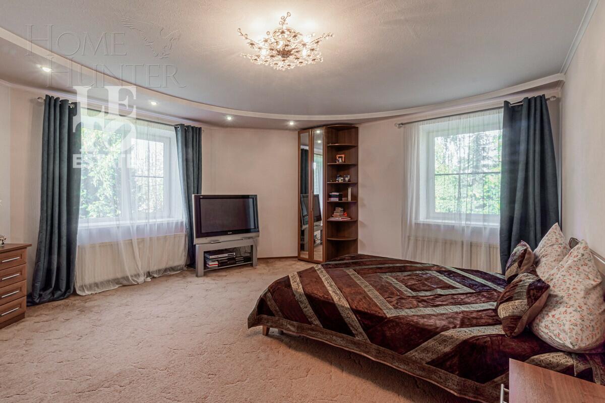 3-этажный коттедж 426 м² с отделкой