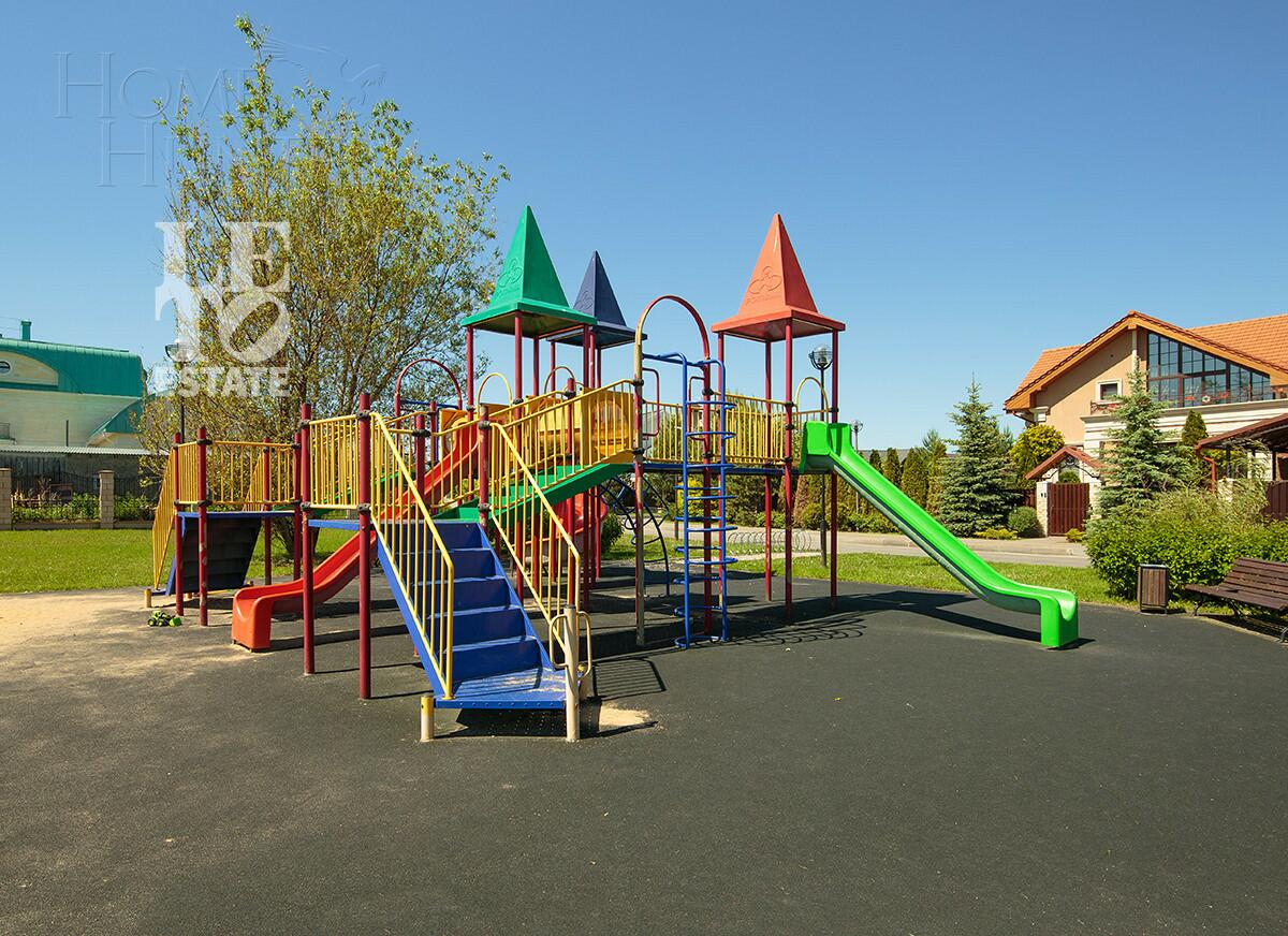 2-этажный коттедж 418.23 м² без отделки