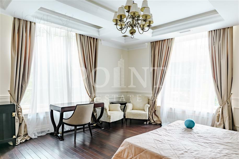 3-КОМН. КВАРТИРА С ОТДЕЛКОЙ 169.7 М² НА 1 ЭТАЖЕ