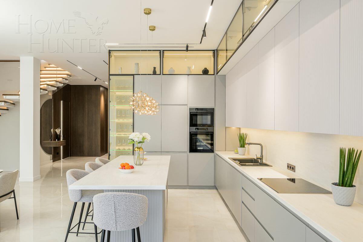 2-этажный коттедж 507.3 м² с отделкой