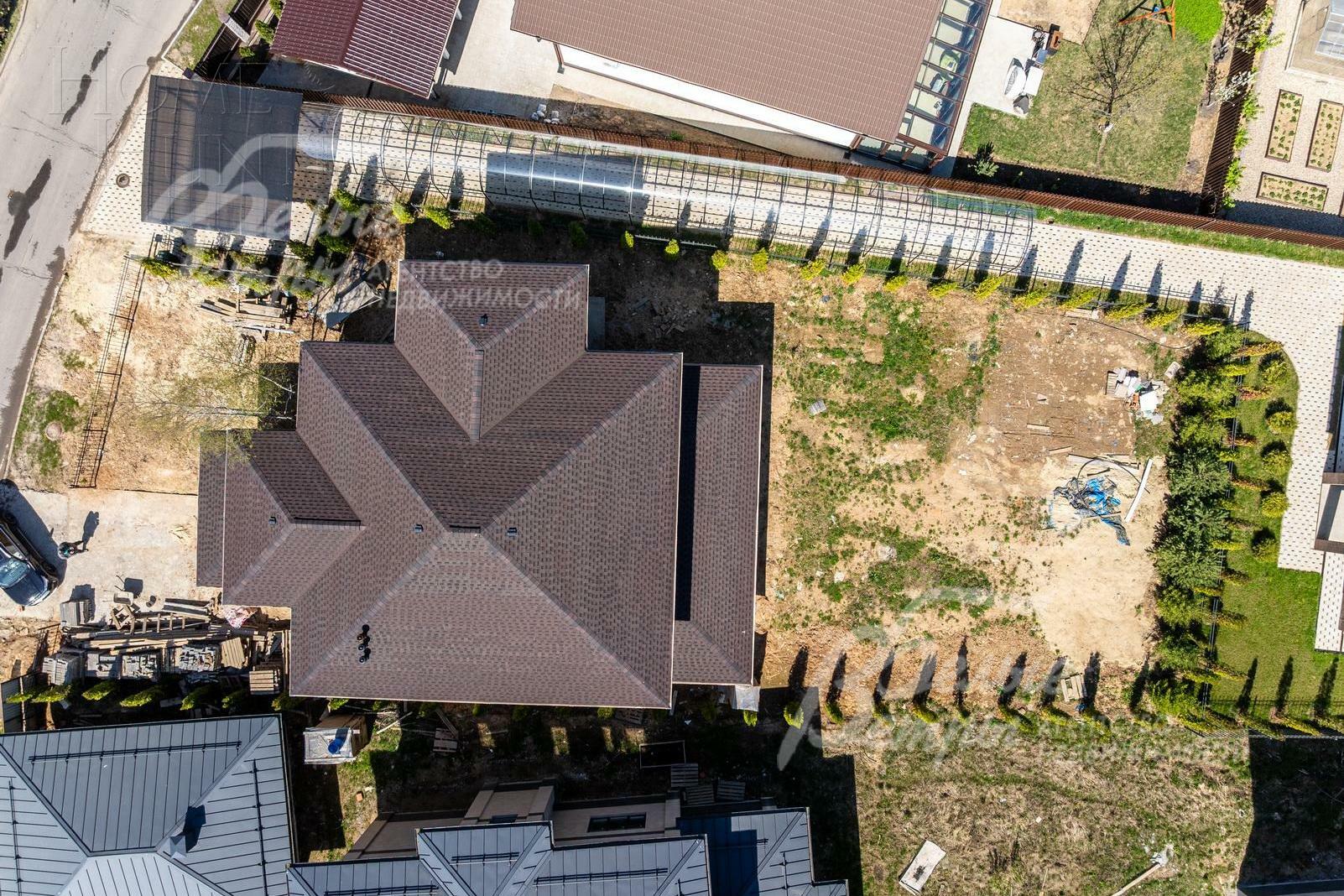 2-этажный коттедж 274 м² без отделки