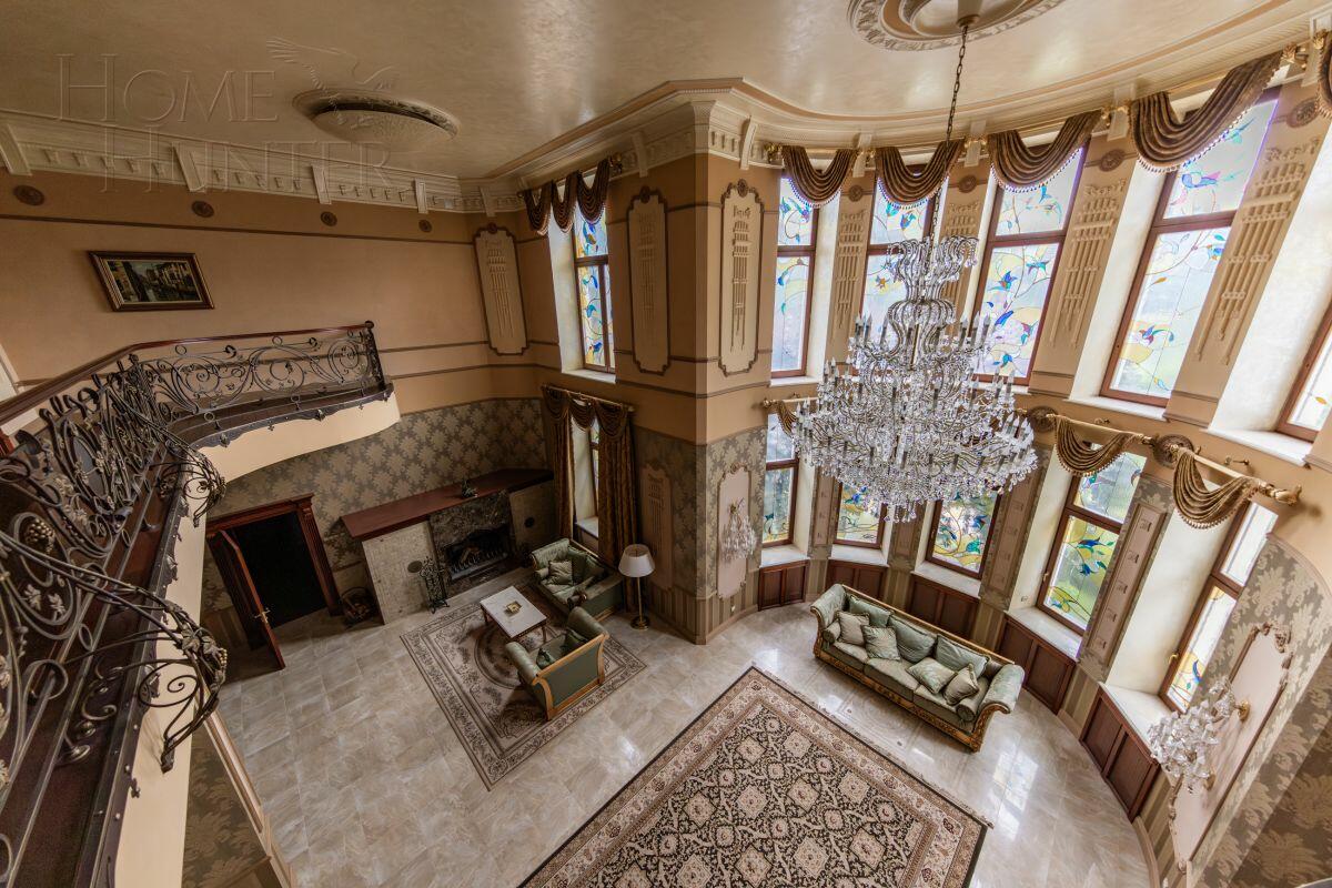 3-этажный коттедж 2 009 м² с отделкой