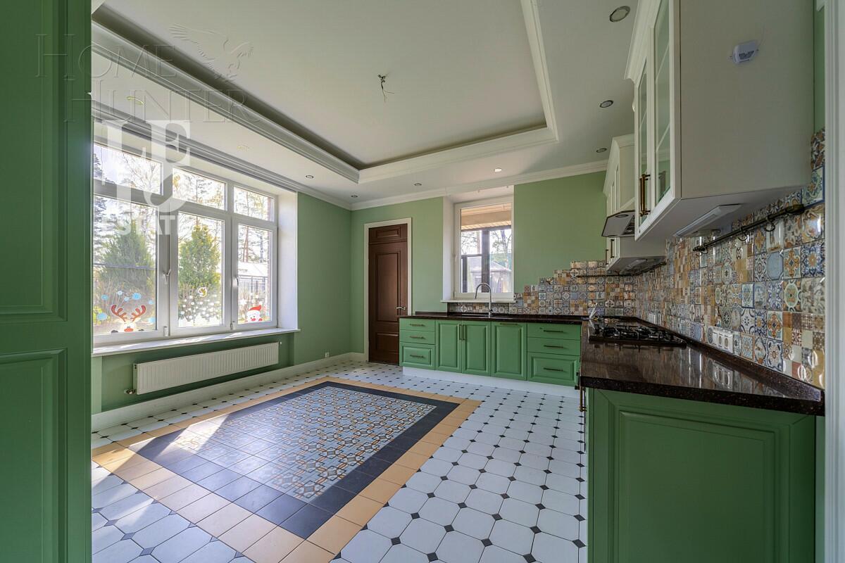 2-этажный коттедж 214 м² с отделкой