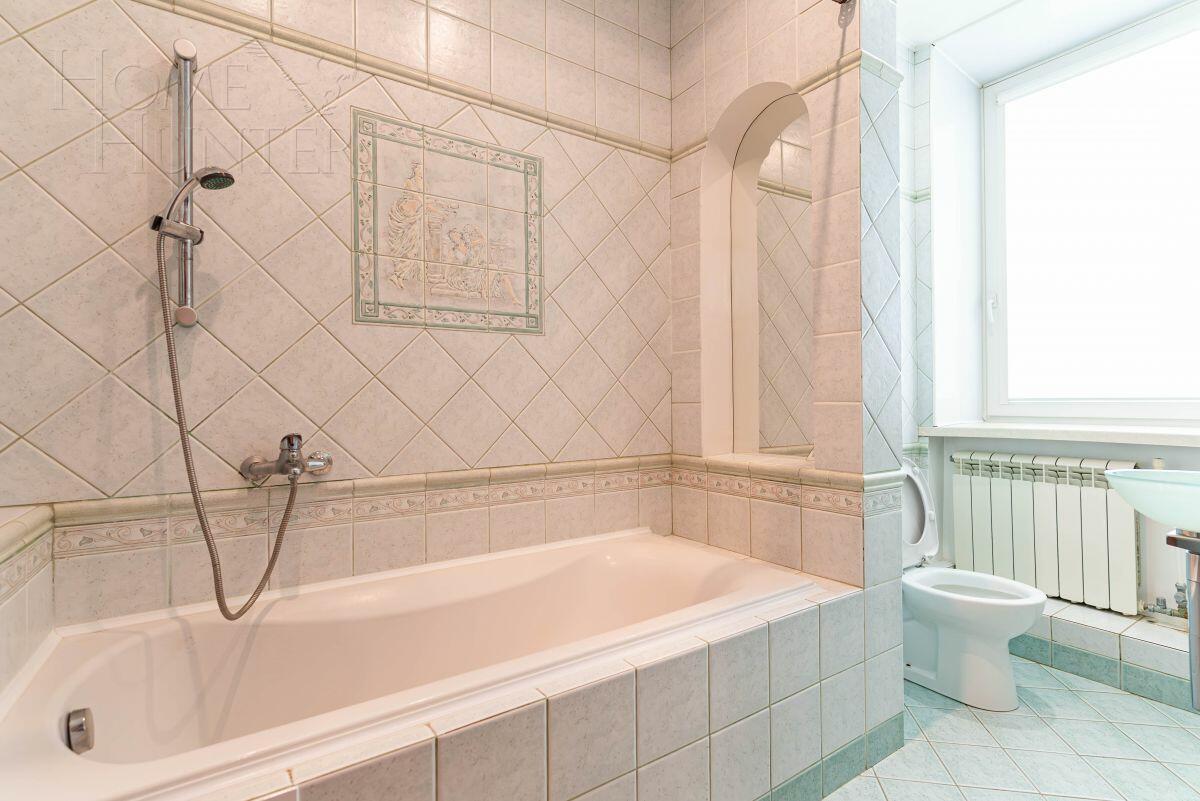 2-этажный коттедж 350 м² с отделкой